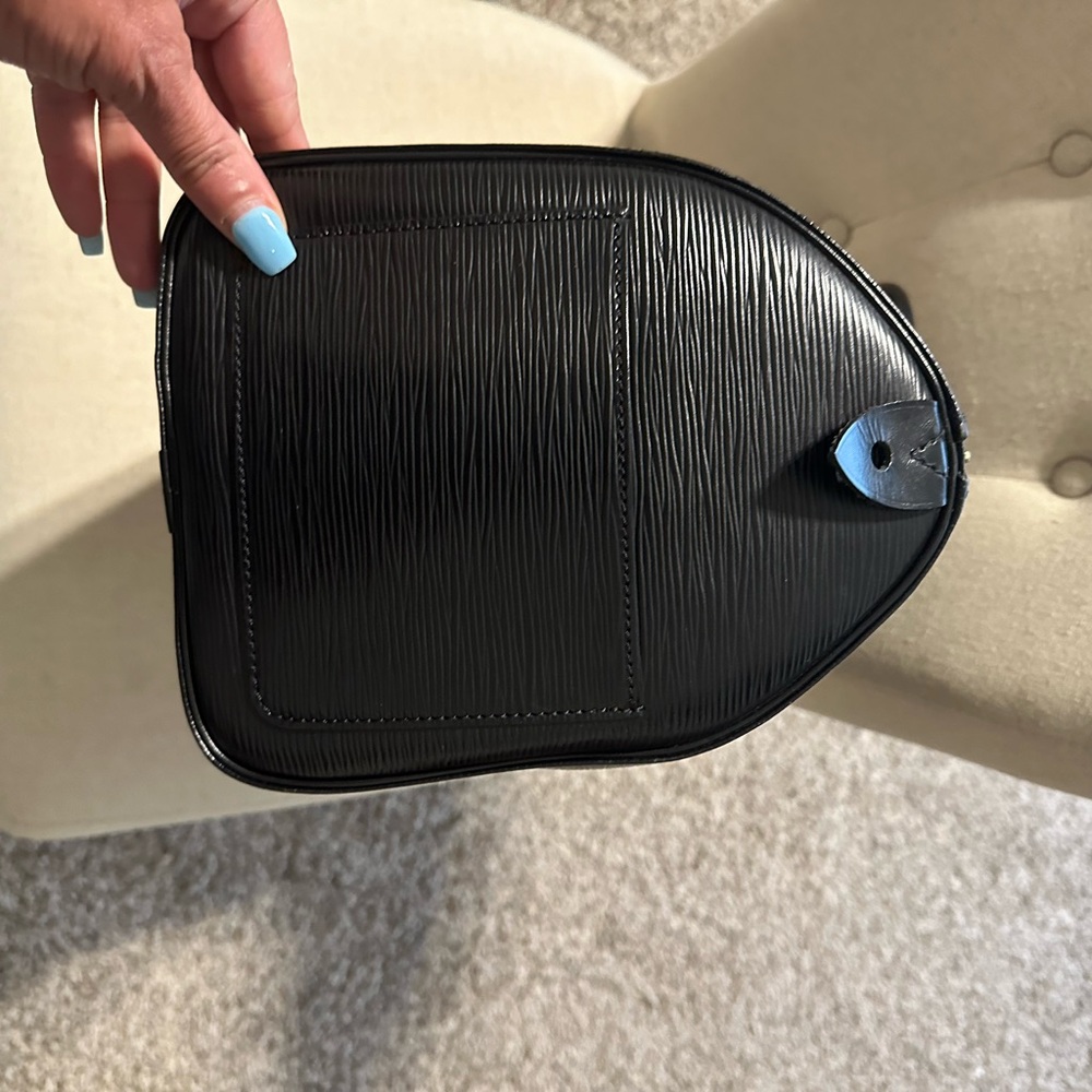 Authentic Louis Vuitton Speedy 35 - Picture 9 of 16